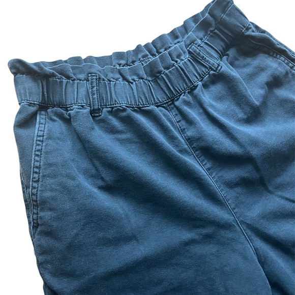 H&M Black Wide Leg Pants Relaxed Fit - Picture 2 of 5